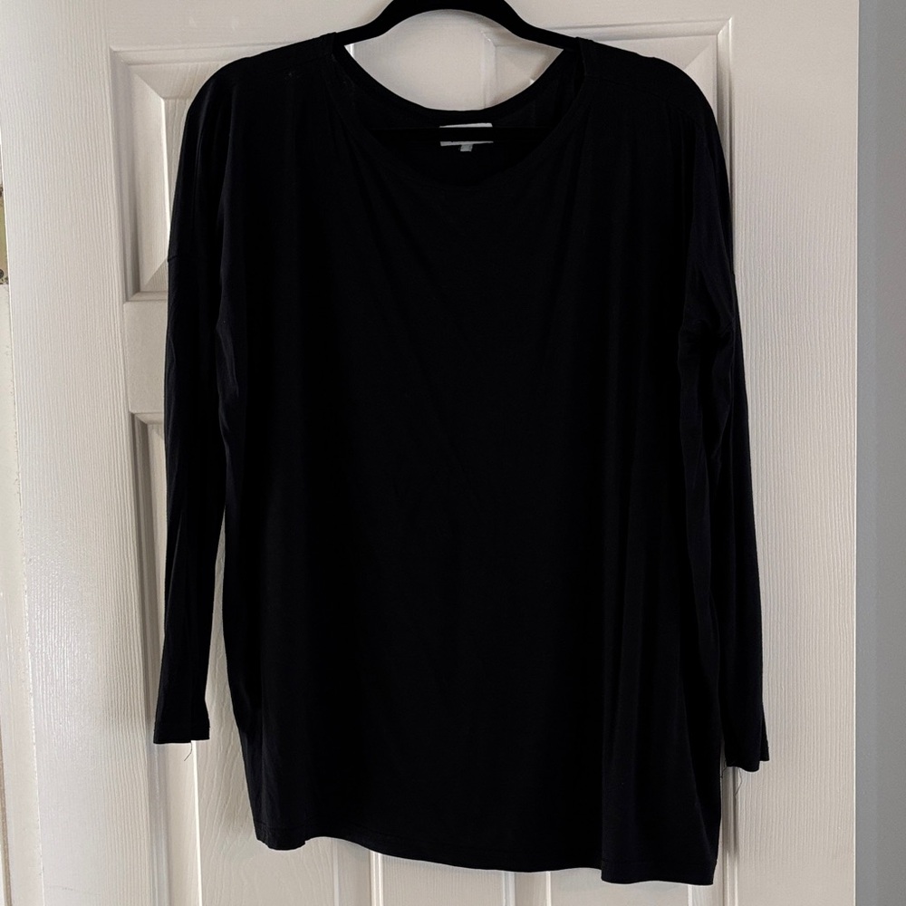 Piko 1988 Elegant Black Long Sleeve Tee